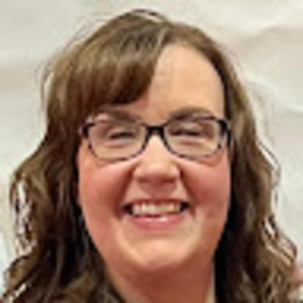 Meet your Posher, Stacy